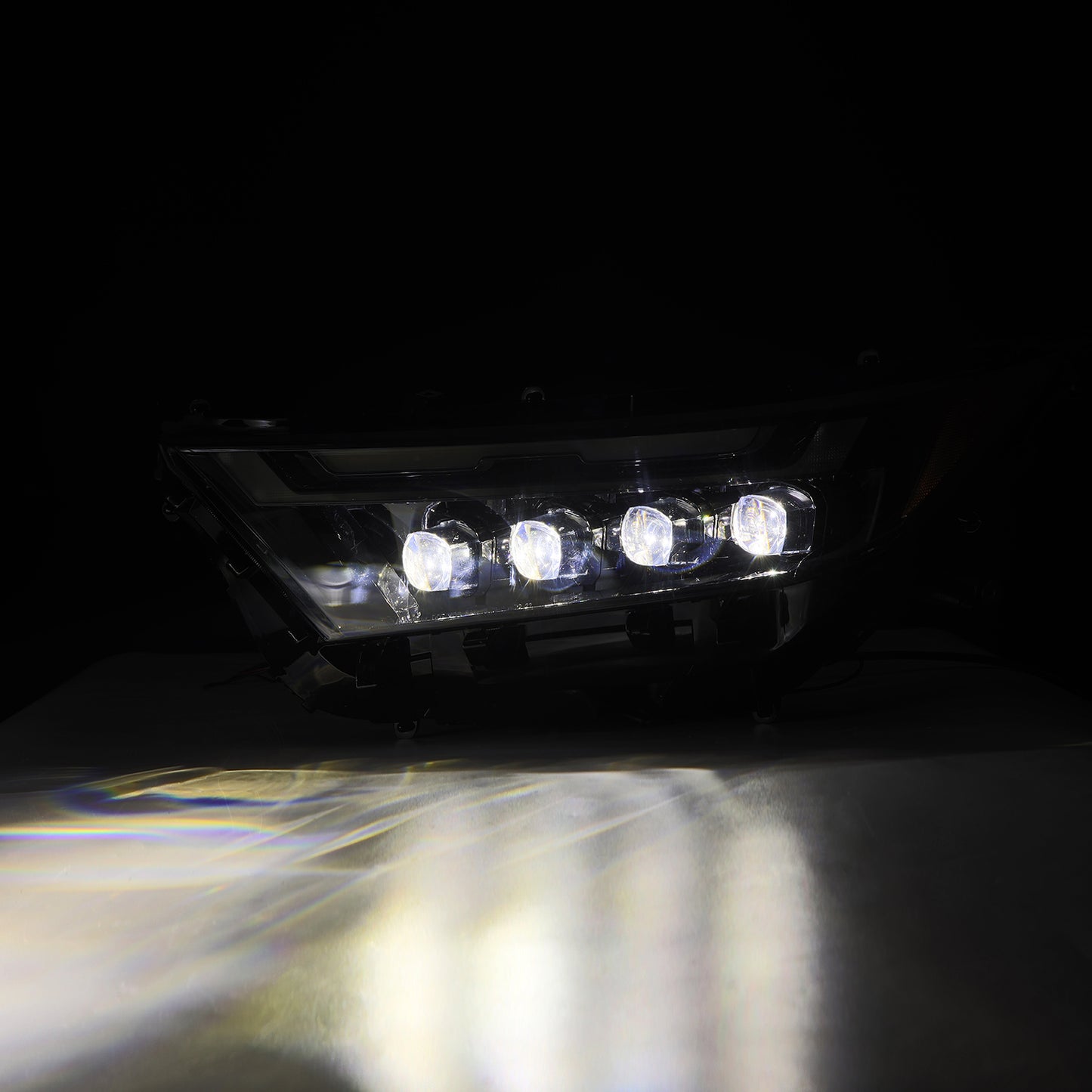 AlphaRex NOVA LEDプロジェクターヘッドライト TOYOTA RAV4 50系