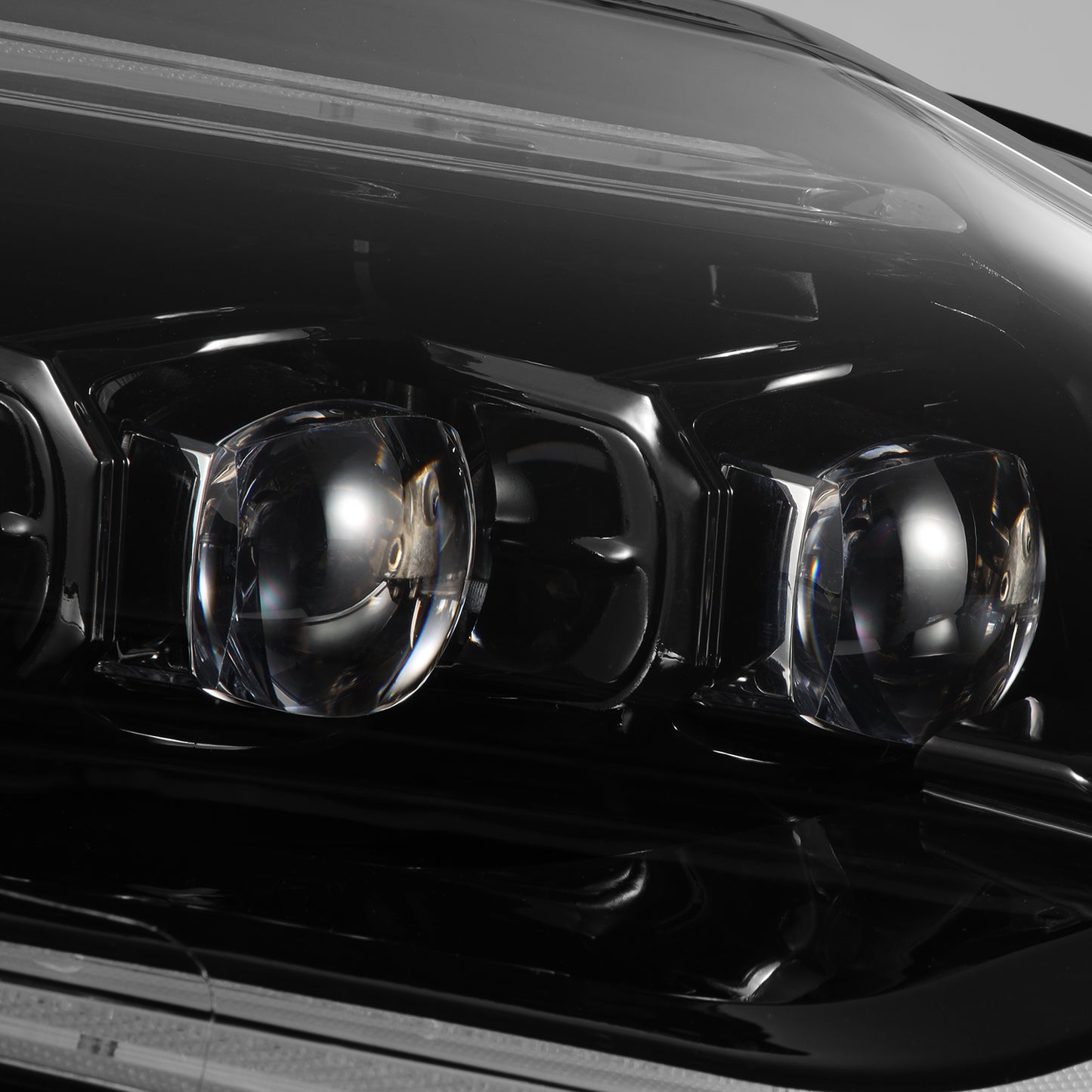 AlphaRex NOVA LEDプロジェクターヘッドライト NISSAN RZ34 フェアレディZ