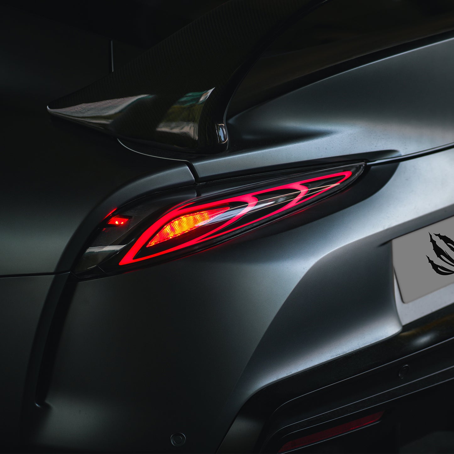 丰田20-24 Supra激光风格和FT-1样式Nova系列LED Tail Light