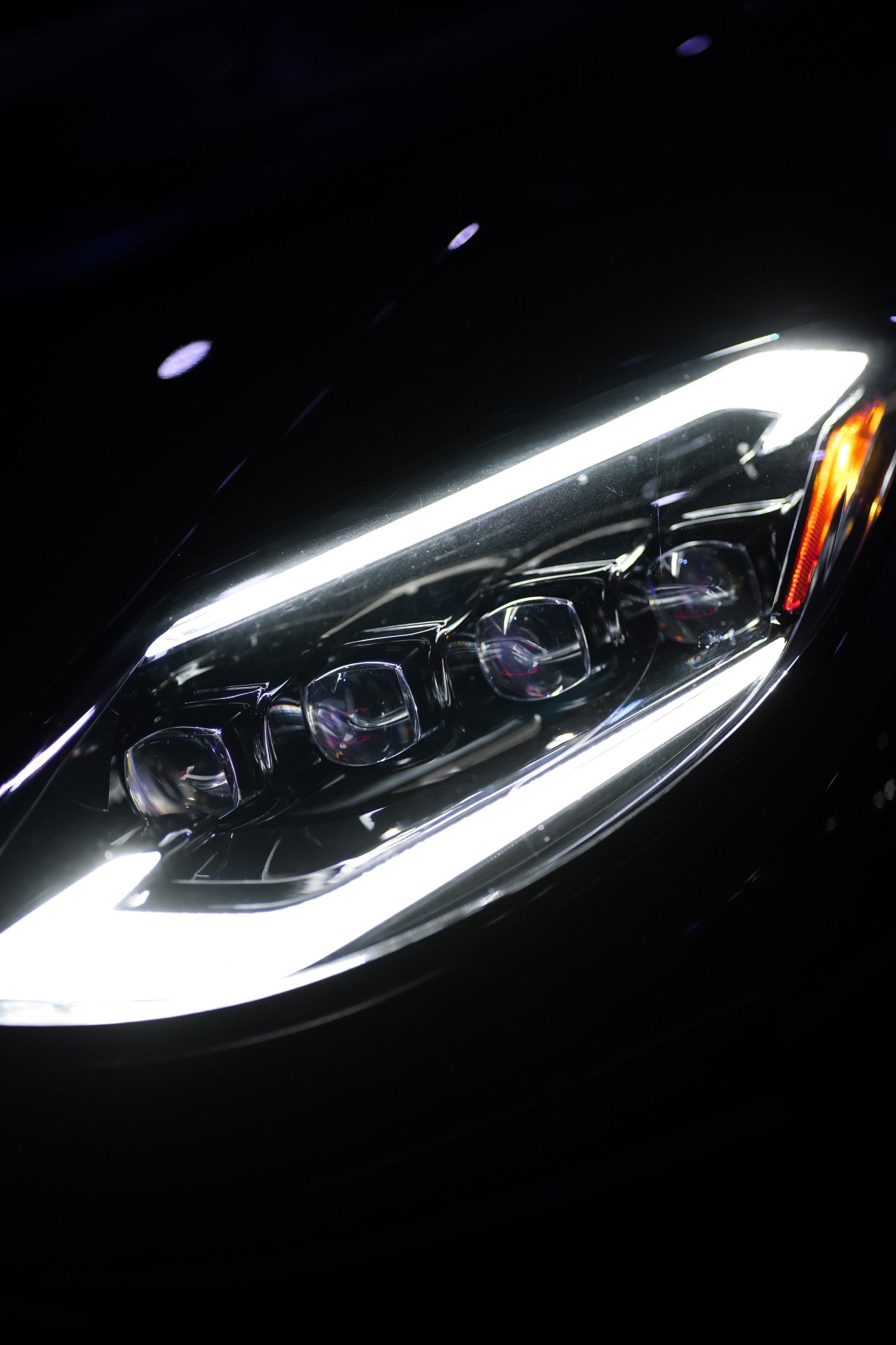 AlphaRex NOVA LEDプロジェクターヘッドライト NISSAN RZ34 フェアレディZ