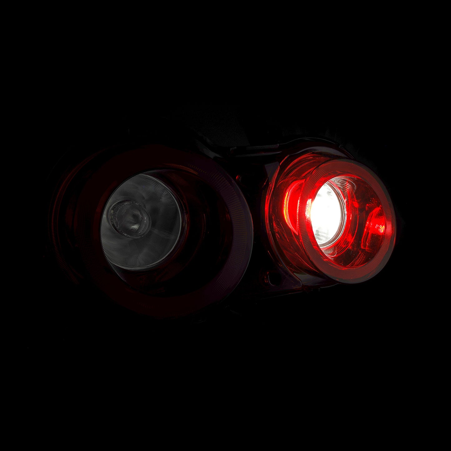AlphaRex NOVA LEDテールライト NISSAN R35 GT-R