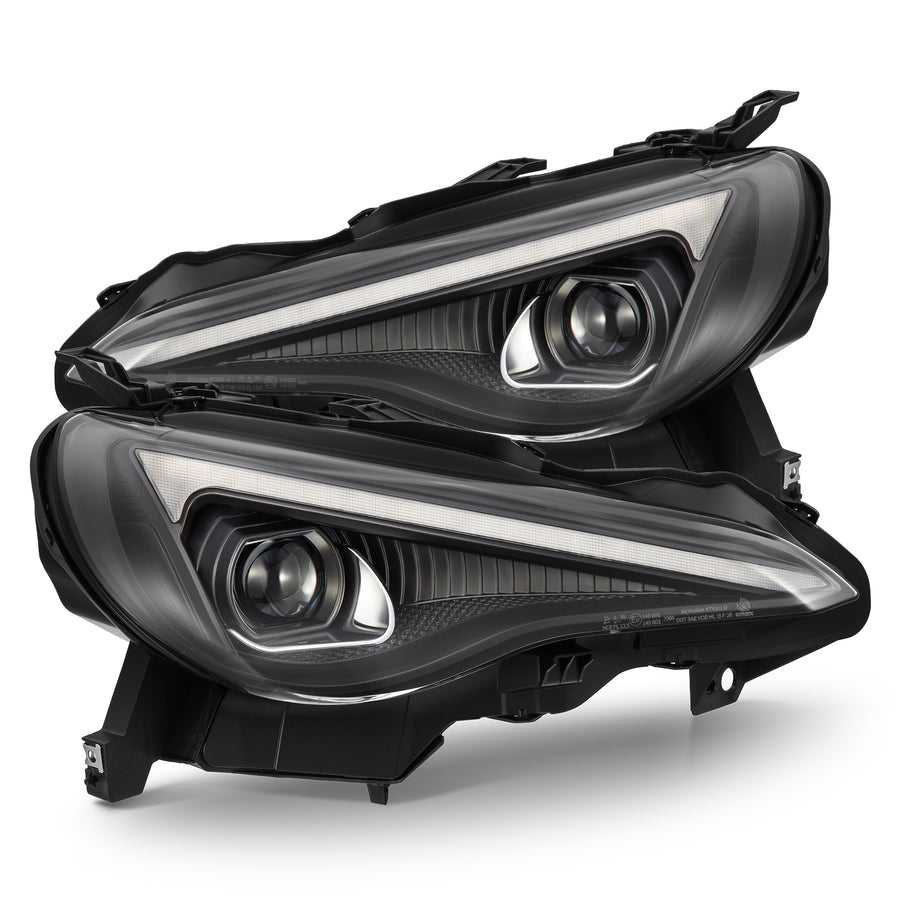 【予約注文】AlphaRex LUXX LEDプロジェクターヘッドライト Toyota 86 / Subaru BRZ