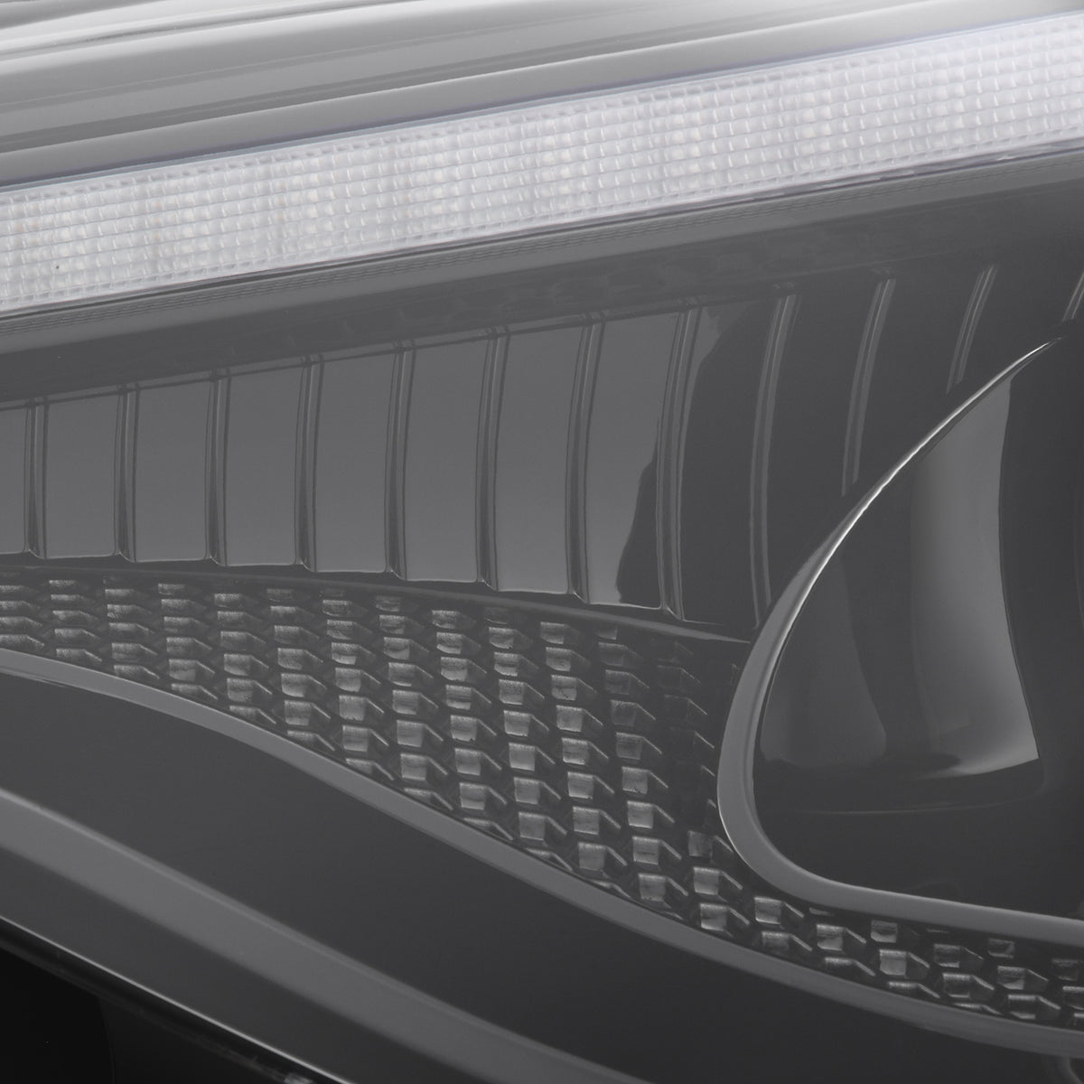 【予約注文】AlphaRex LUXX LEDプロジェクターヘッドライト Toyota 86 / Subaru BRZ