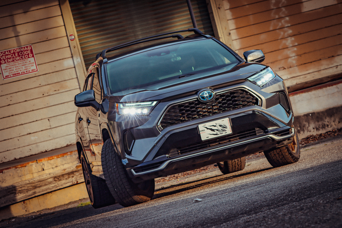AlphaRex NOVA LEDプロジェクターヘッドライト TOYOTA RAV4 50系 – Alpha Rex Japan